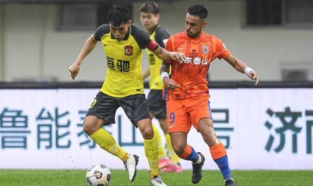 JRS直播-广州队没有最差只有更差？卡纳瓦罗将押宝费南多